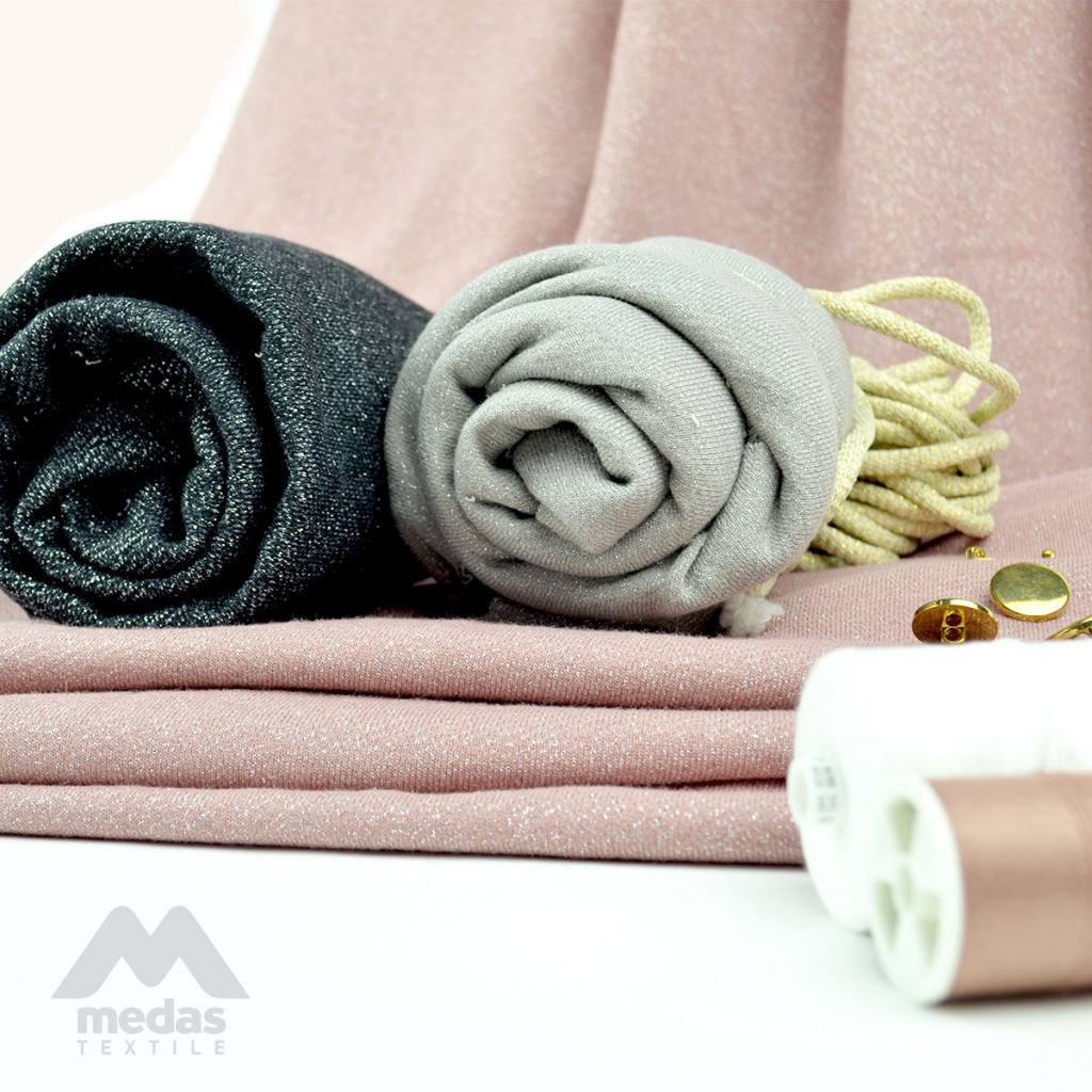 Medas-Textile-dzianina-od-reki-materialy-do-szycia-ubrania-damskie-dzianina-dresowa-dzianina-bawelniana-4.jpg Medas-Textile-dzianina-od-reki-materialy-do-szycia-ubrania-damskie-dzianina-dresowa-dzianina-bawelniana-4.jpg